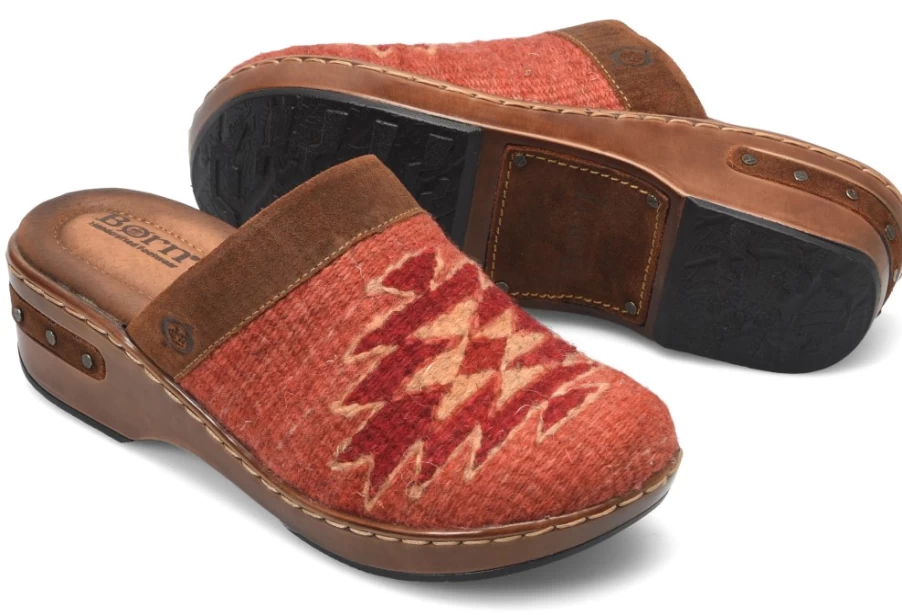 Born Shoes Women's Cozy Bandy Blankets - Soft & Warm Throw Blankets for Comfort