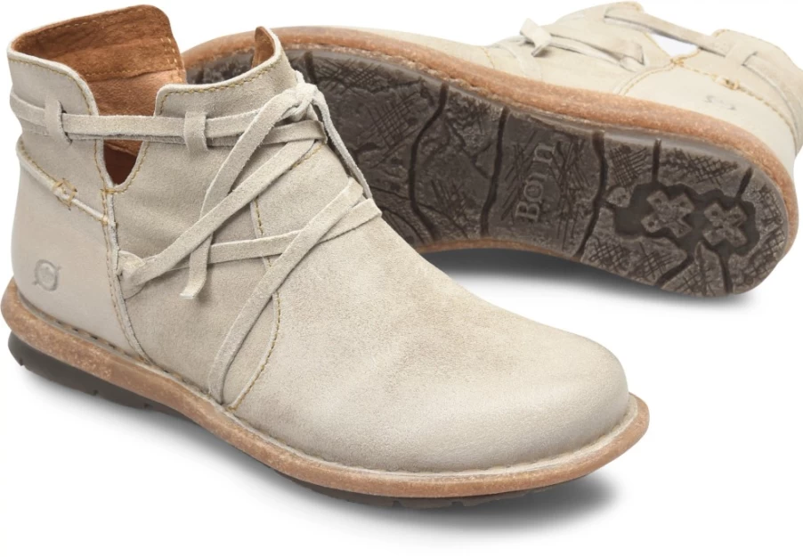 Born Shoes Women's Tarkiln Colors Fashion Sneakers